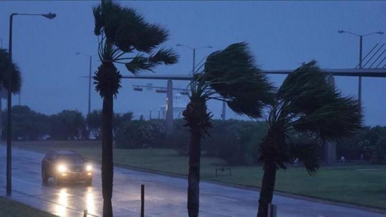 ABD&rsquo;yi etkisi altına almıştı... Can kaybı 14'e &ccedil;ıktı!