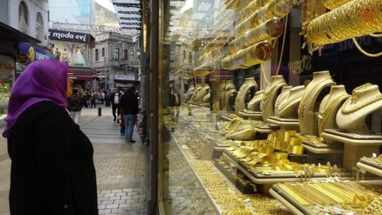 D&uuml;ğ&uuml;nlerin vazge&ccedil;ilmeziydi artık seyirlik oldu