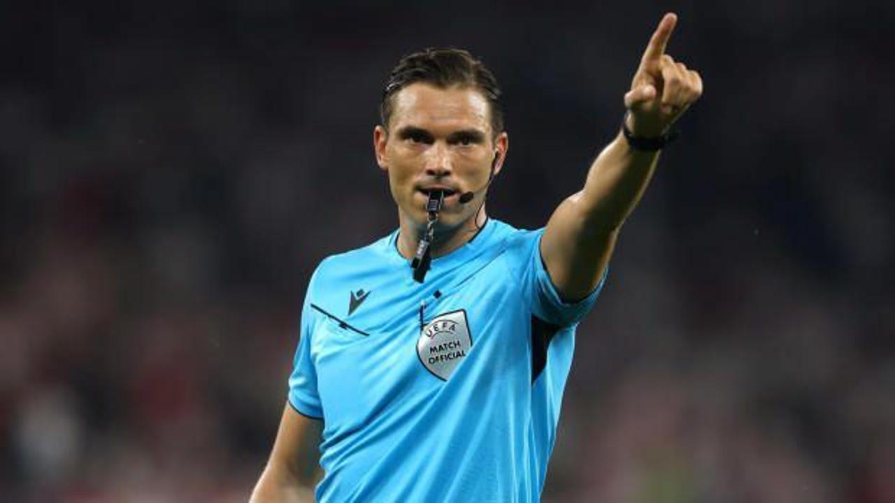 Galatasaray ve Fenerbah&ccedil;e'nin r&ouml;vanş ma&ccedil;larının hakemleri a&ccedil;ıklandı