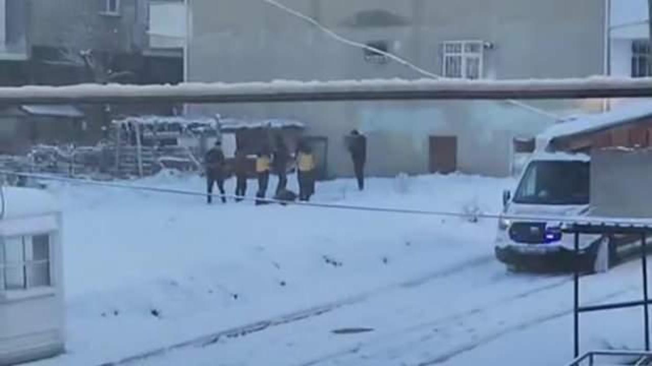 Kocaeli'de esrarengiz olay! Cesedi karlar i&ccedil;inde bulundu