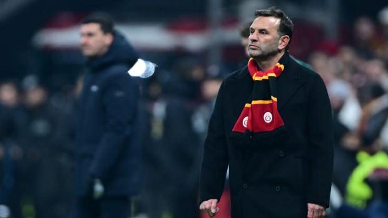 Okan Buruk, AZ Alkmaar ma&ccedil;ı sonrası taraftara seslendi!