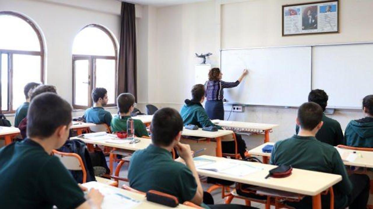 Ortaöğretimlerde yeni dönem: Resmi Gazete'de yayımlandı! 