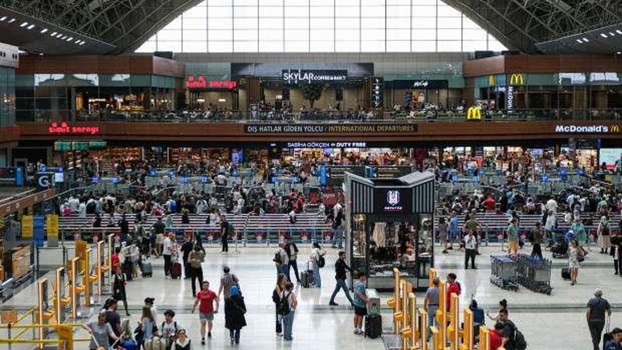 Sabiha G&ouml;k&ccedil;en Havalimanı'nda u&ccedil;uşlar azaltıldı