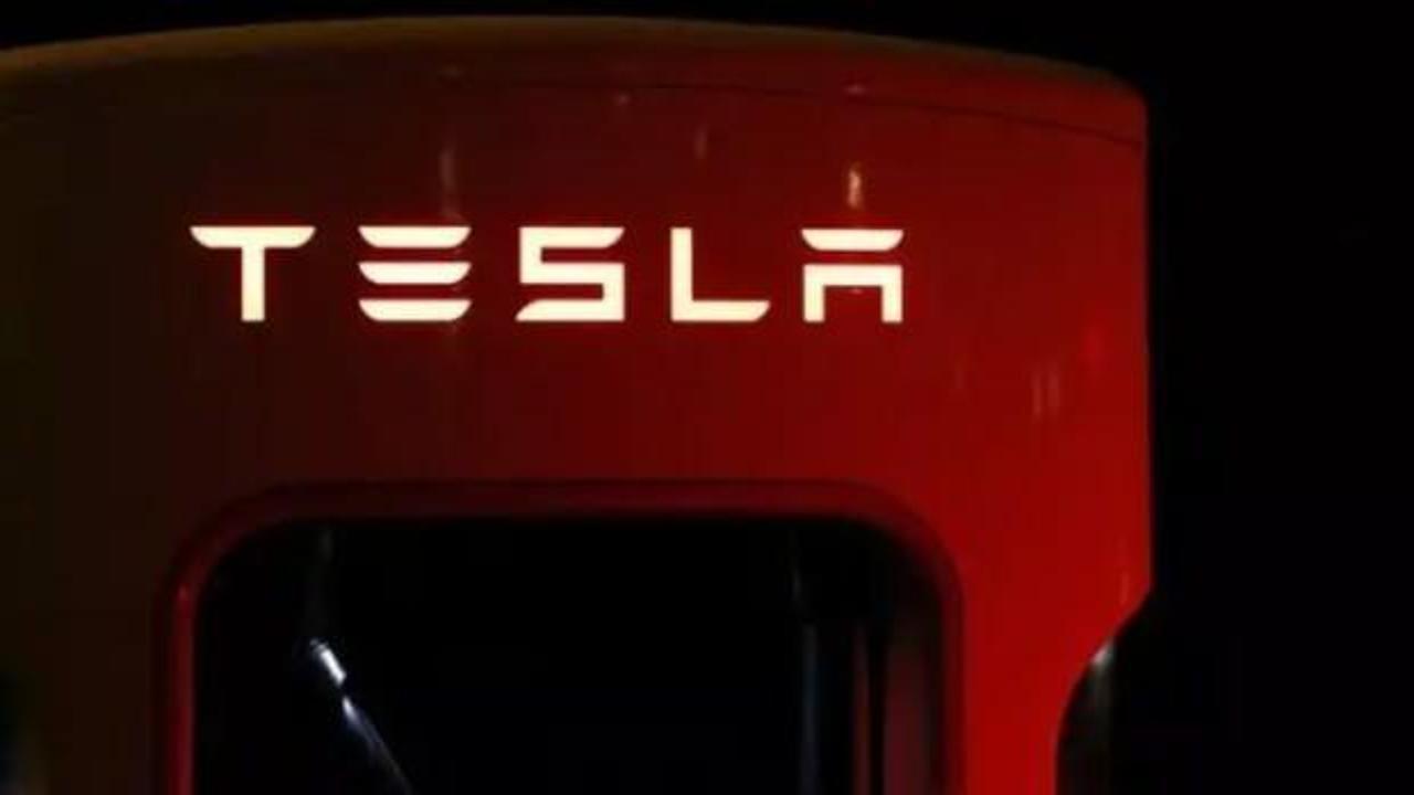 Otomobil devinde direksiyon problemi: 380 bin otomobil geri çağırılıyor