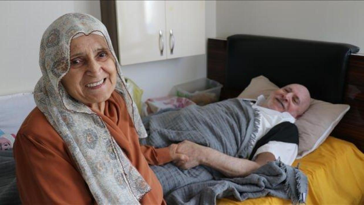 V&uuml;cudunun sağ tarafı fel&ccedil; olan kocasına 25 yıldır &ouml;zenle bakıyor