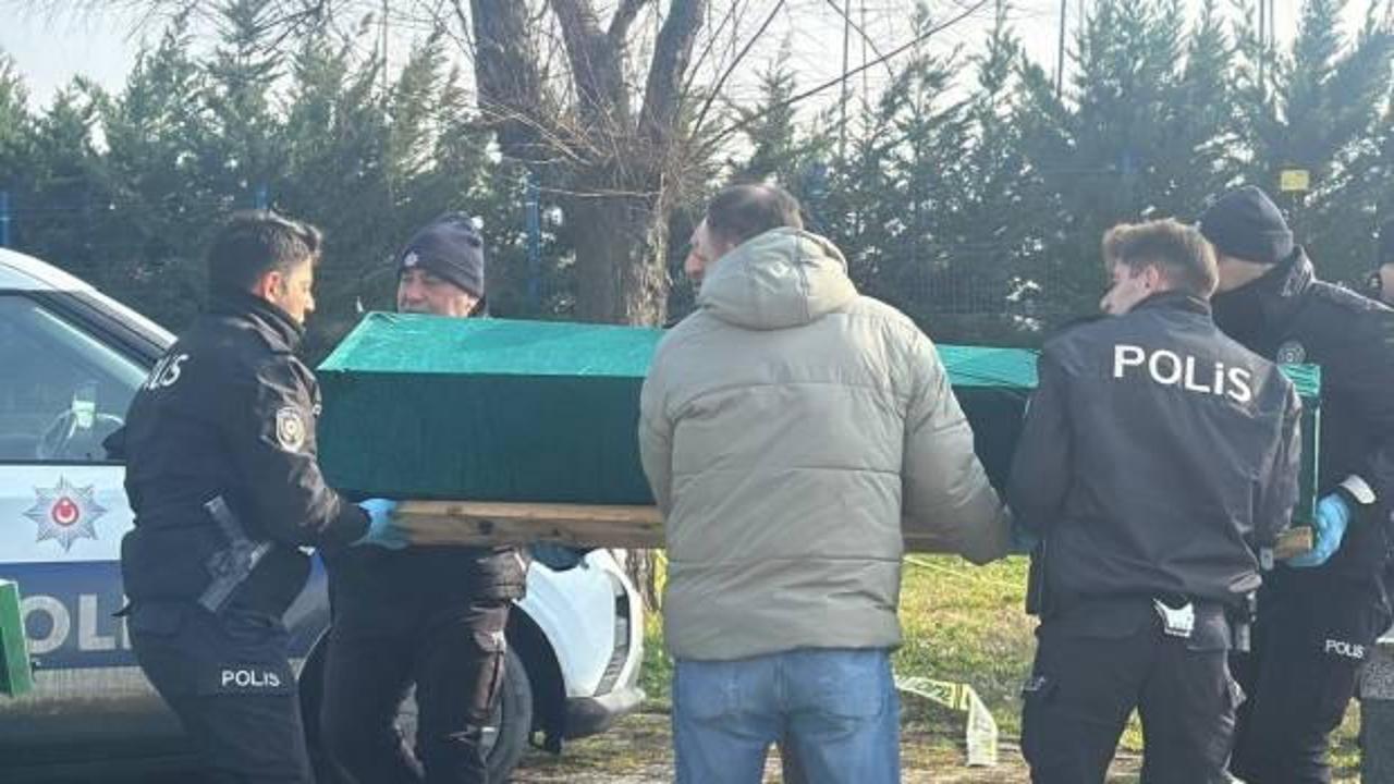 Büyükçekmece'de parkta uyuyan kişi donarak öldü!