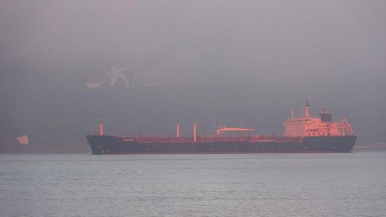 &Ccedil;anakkale Boğazı'nda gemi trafiği durduruldu