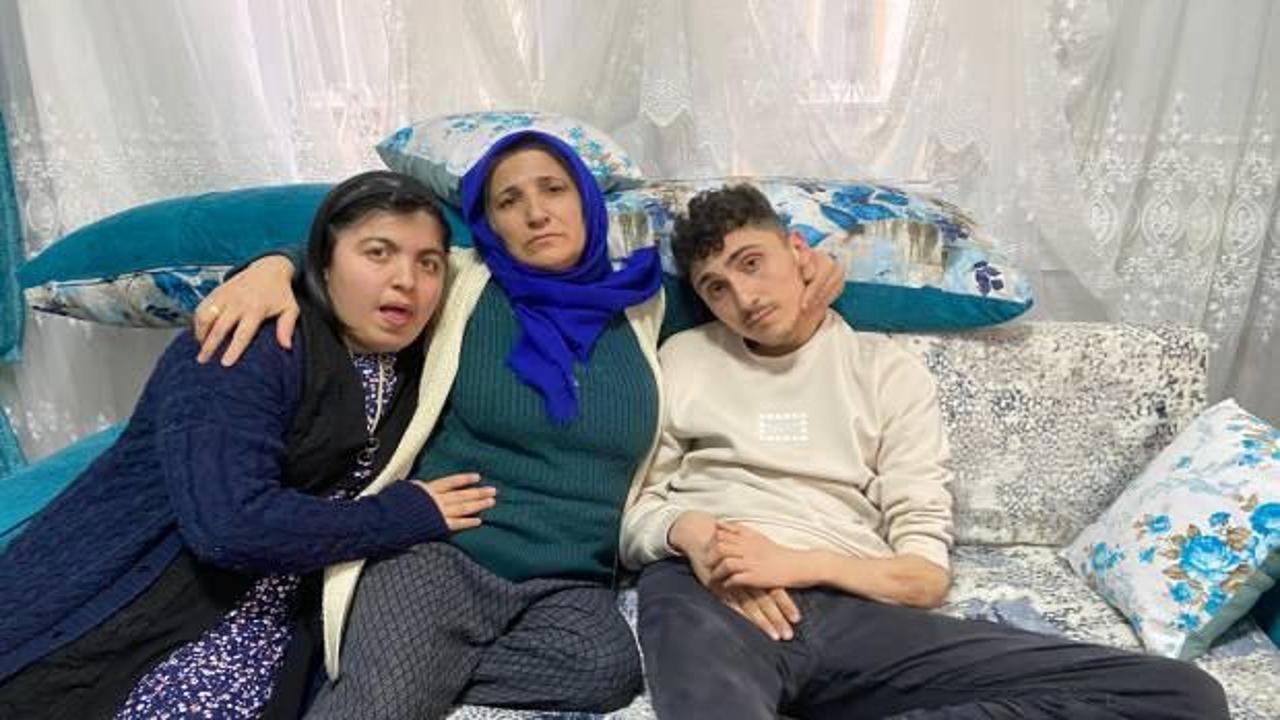 Hastalığı 4 yıl &ouml;nce aniden başladı: '&Ccedil;ocuğum gen&ccedil; yaşta g&ouml;z&uuml;m&uuml;n &ouml;n&uuml;nde eriyor' 