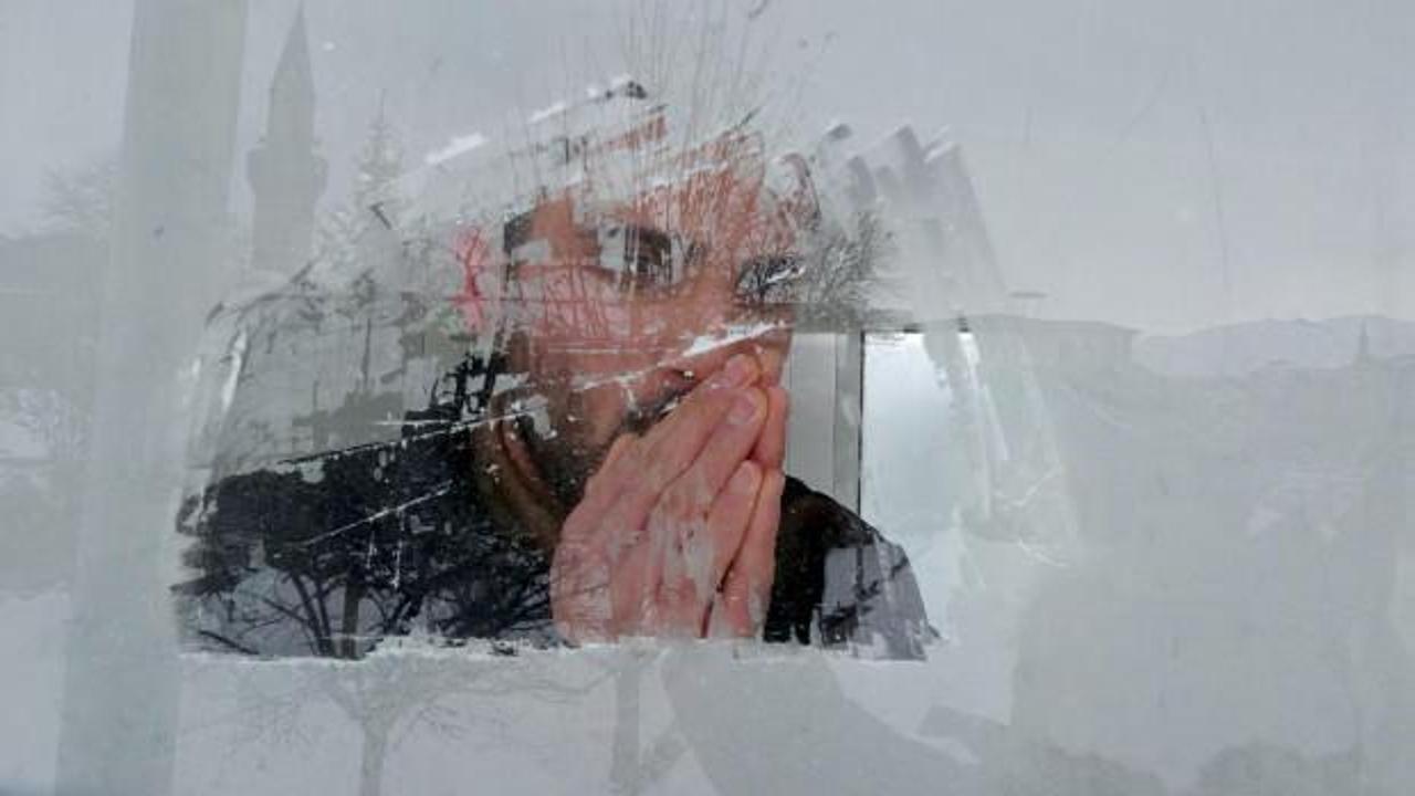 Erzurum'un 2 il&ccedil;esi eksi 32,6 dereceyi g&ouml;rd&uuml;; Aras Nehri buzla kaplandı