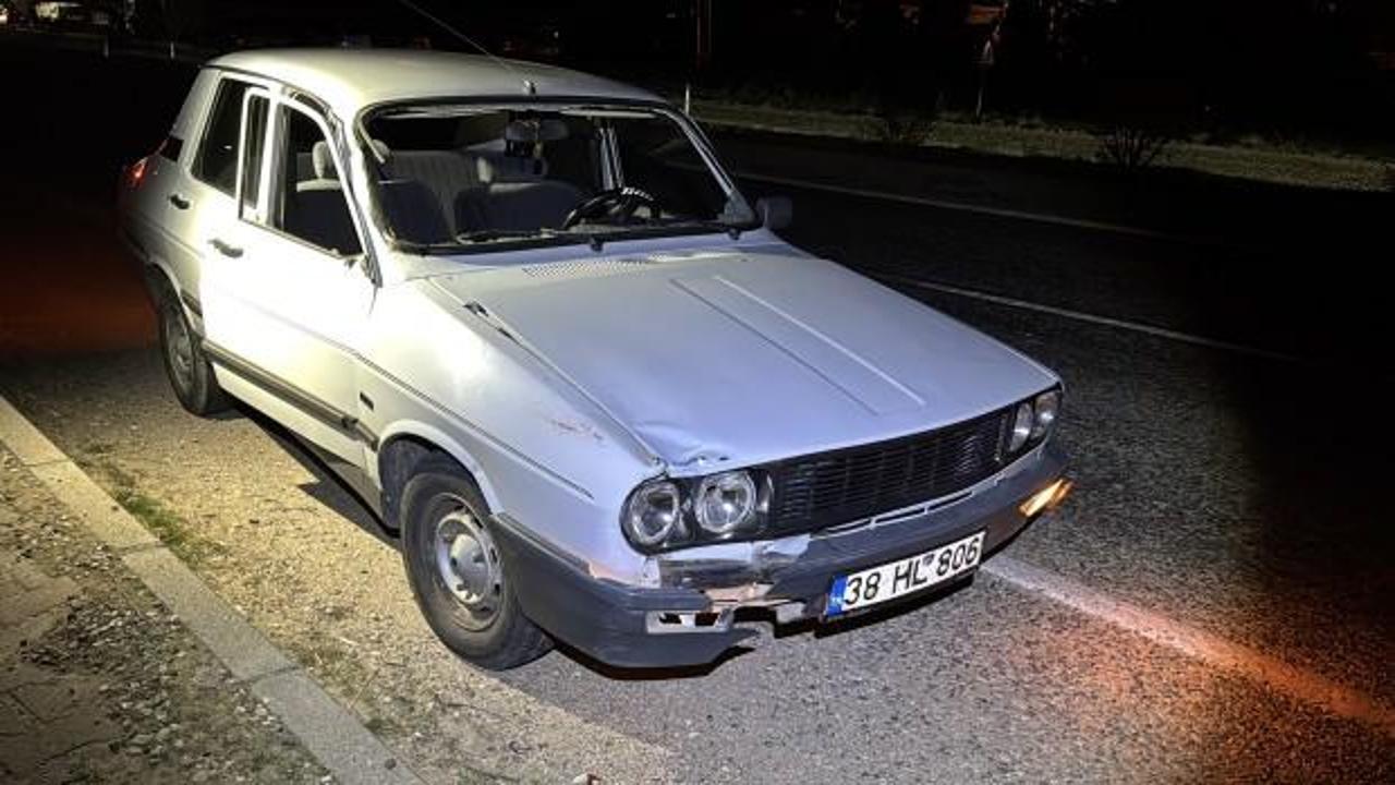 Otomobilin &ccedil;arptığı yaya &ouml;ld&uuml;: 2 yaralı