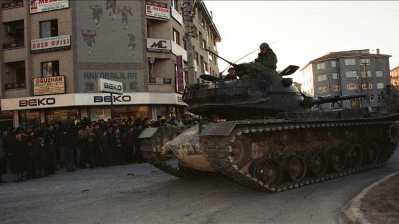 "Postmodern darbe 28 Şubat"ın &uuml;zerinden 28 yıl ge&ccedil;ti