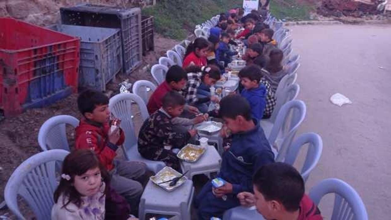 Esenler'in geleneksel '&Ccedil;ocuk İftarı' Gazzeli miniklerle ger&ccedil;ekleşti