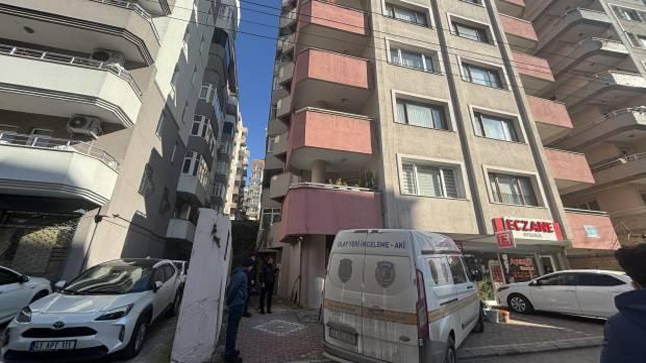 Feci &ouml;l&uuml;m! Yaşlı adam metrelerce y&uuml;kseklikten d&uuml;şt&uuml;