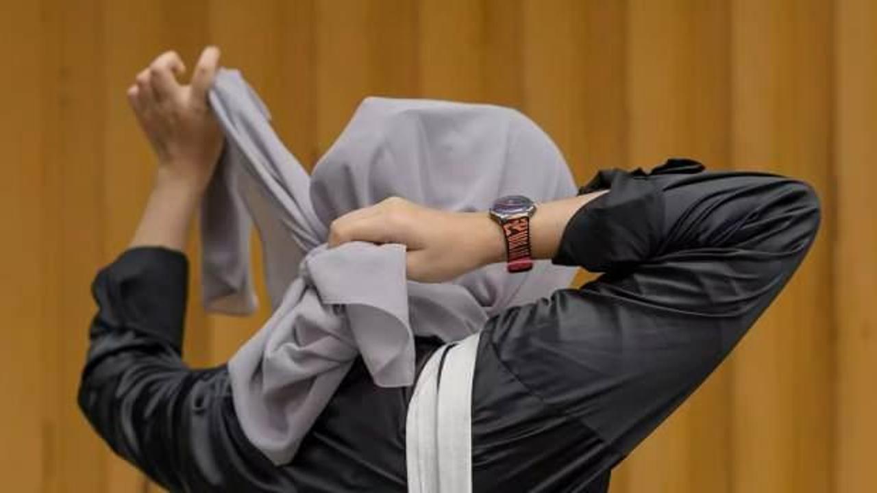 Fransa'da avukatlara baş&ouml;rt&uuml;s&uuml; yasağı