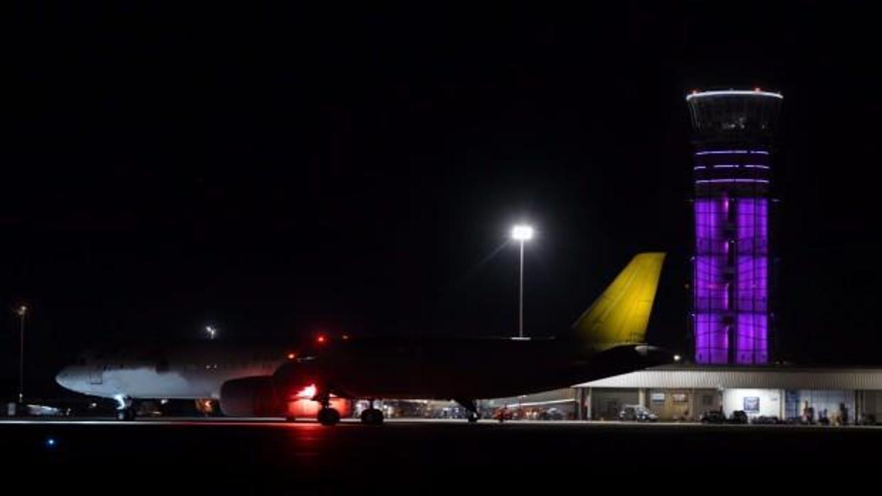 HEAŞ, Sabiha G&ouml;k&ccedil;en Havalimanı Kulesi&rsquo;ni mor renkle ışıklandırdı