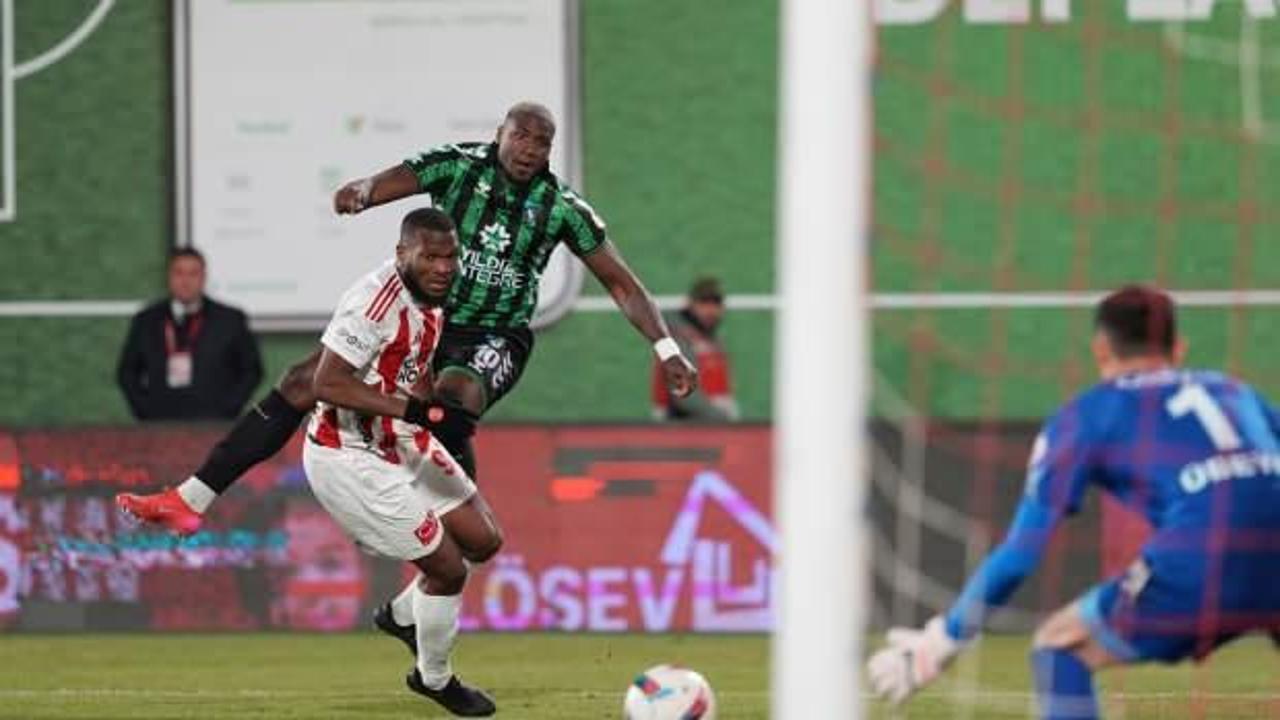 Kocaelispor 10 kişiyle 1 puanı kurtardı!