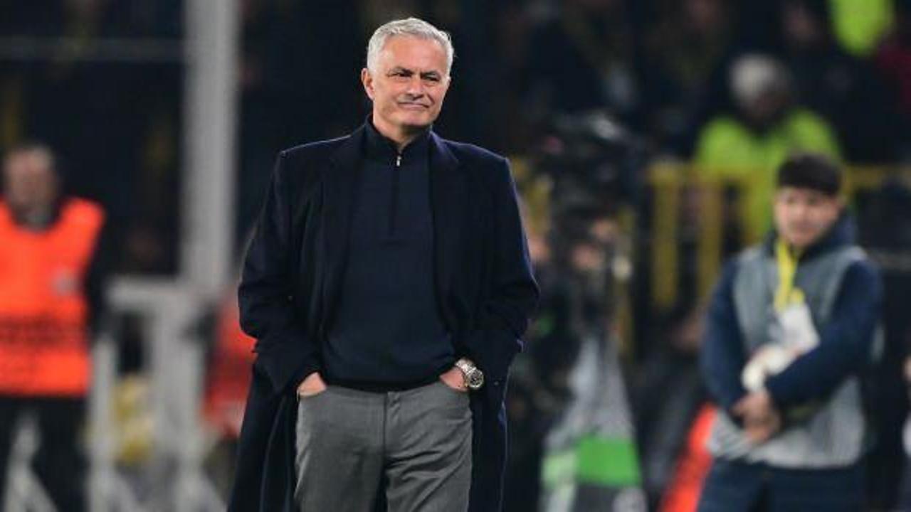 Mourinho'dan Rangers ma&ccedil;ı sonrası şaşırtan s&ouml;zler! 'Skordan memnunum...'