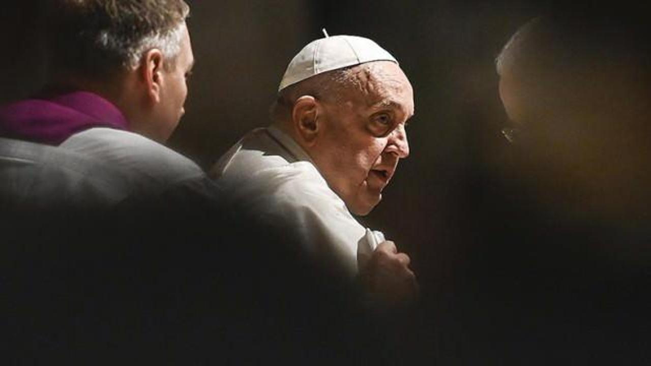 Vatikan a&ccedil;ıkladı! Papa'nın son durumu