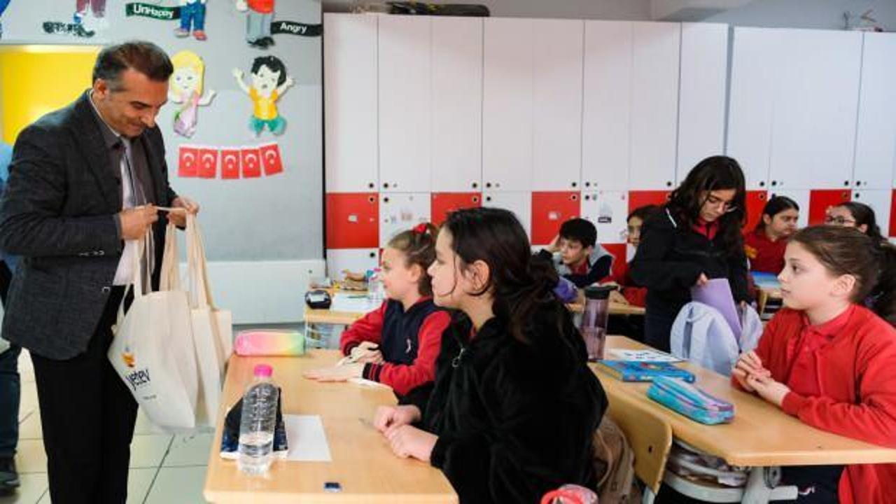 YETEV Okulları&rsquo;ndan Ramazan&rsquo;da g&ouml;n&uuml;llere dokunan anlamlı proje