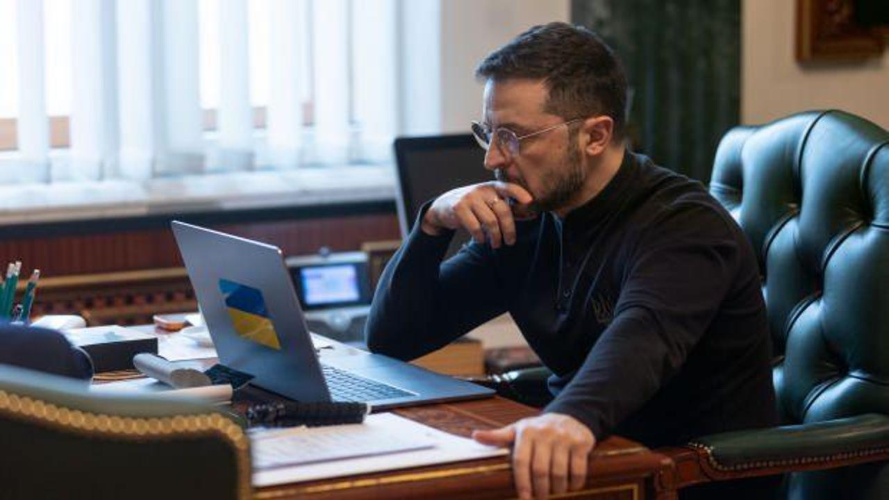 Zelenskiy&rsquo;den m&uuml;zakere a&ccedil;ıklaması... Taraflar toplantı i&ccedil;in &ccedil;alışıyor!