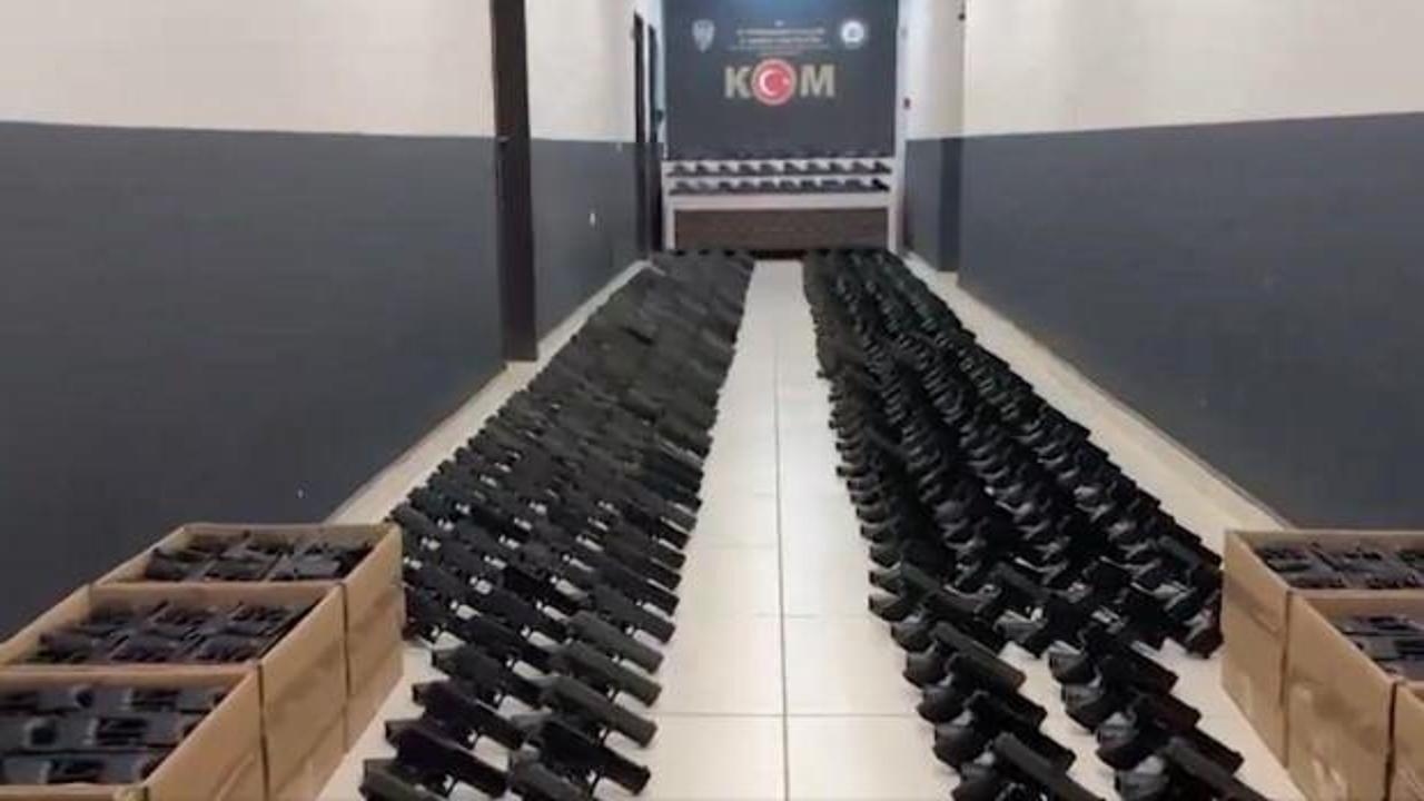 Afyonkarahisar'da ele ge&ccedil;irildi! Tam 3 bin 450 adet