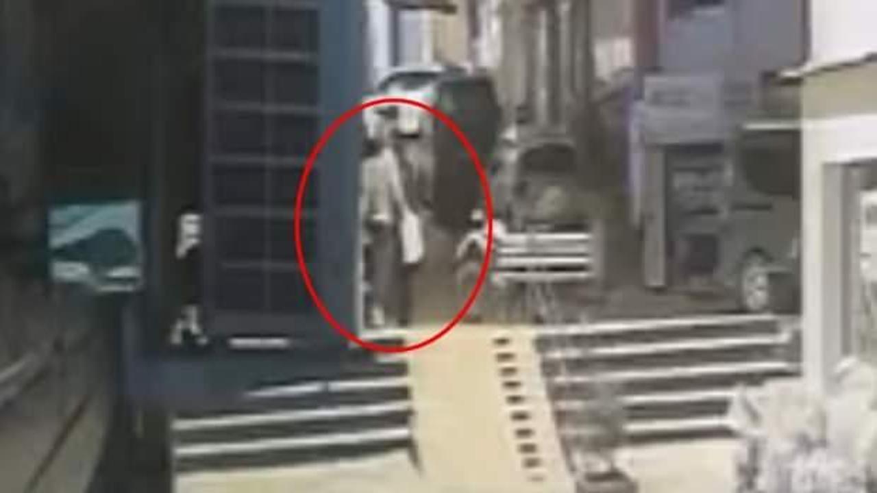 Bursa'da dehşet: Tartıştığı kadını benzin d&ouml;k&uuml;p yakmaya &ccedil;alıştı