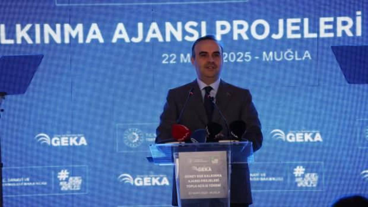 Bakan Kacır: Orta-y&uuml;ksek ve y&uuml;ksek teknolojili &uuml;r&uuml;n ihracatımız 101 milyar dolara ulaştı