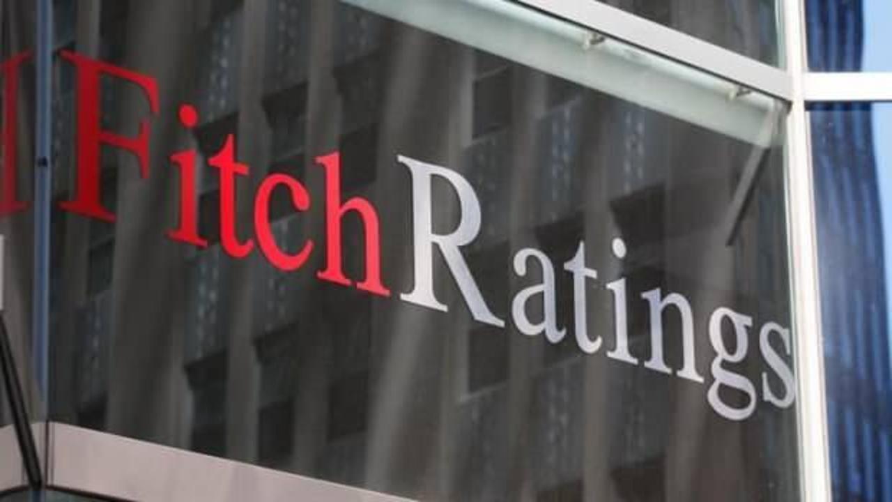 Fitch, ABD'nin b&uuml;y&uuml;me tahminini d&uuml;ş&uuml;rd&uuml;