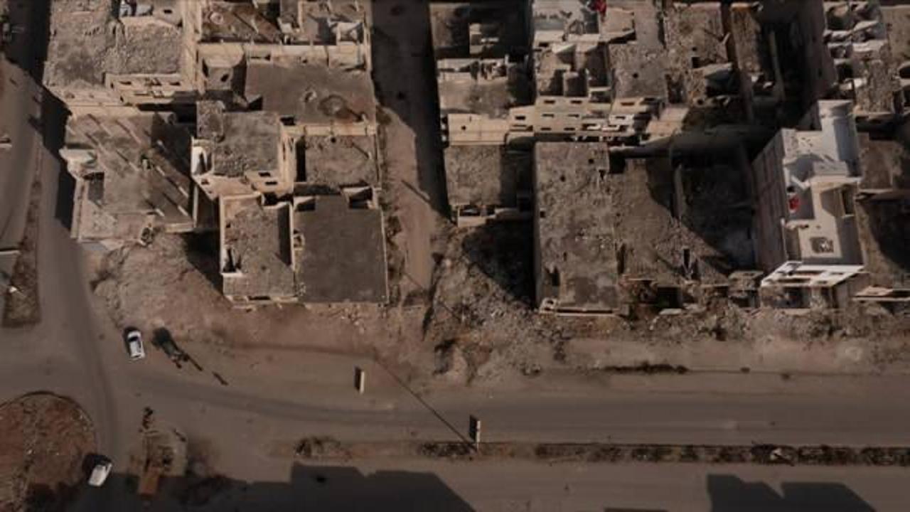 İsrail'den, Humus'a hava saldırısı!