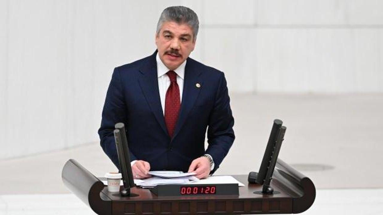 AK Partili Y&uuml;ksel: "Şehir eşkıyaları, polisimize taş, molotof ve asit atmıştır"