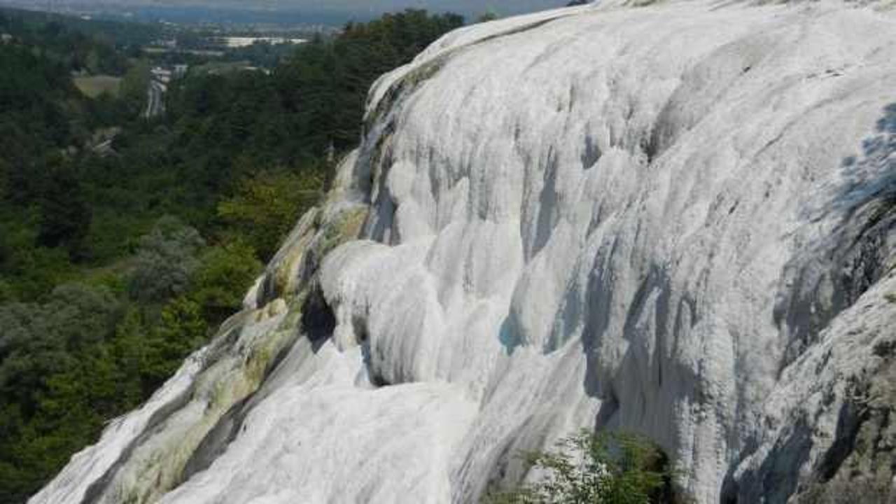 Batı Karadeniz’in Pamukkale’si: Akkaya Travertenleri