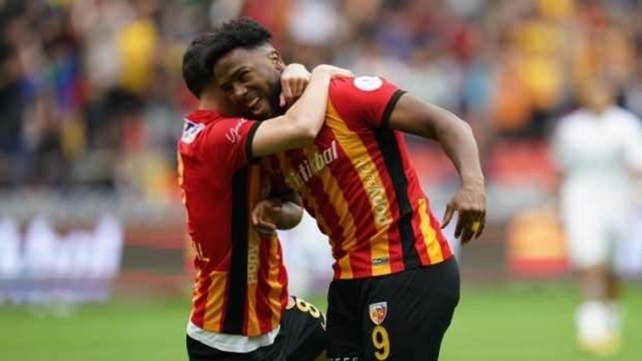Kayserispor'da Nazon saymaya devam ediyor