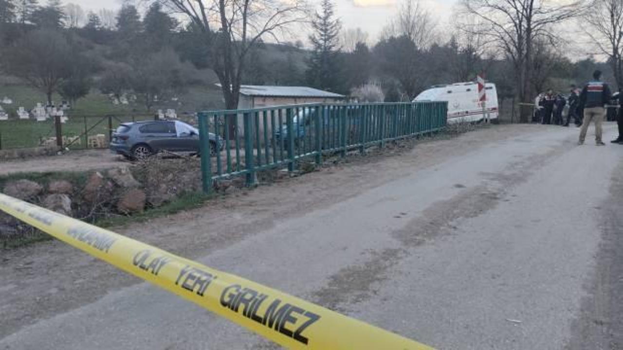 Miras anlaşmazlığı! Mezarlıktan &ccedil;ıkan yeğenini &ouml;ld&uuml;rd&uuml;