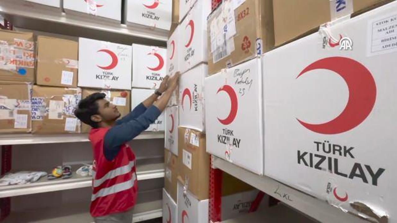 Türk Kızılay gönüllüsü yabancı öğrencilerin heyecanlı bayram mesaisi