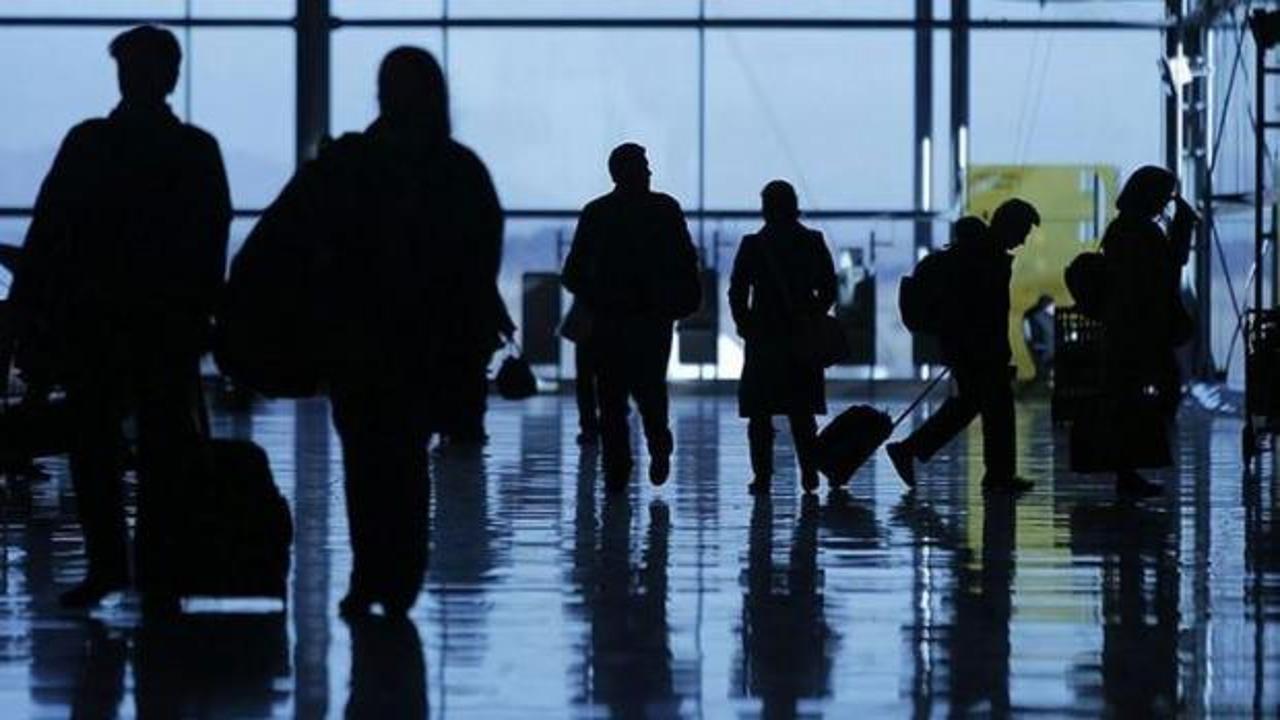 Yurt dışı &ccedil;ıkışında zorunlu beyanda parasal sınır 7,5 kat artırıldı