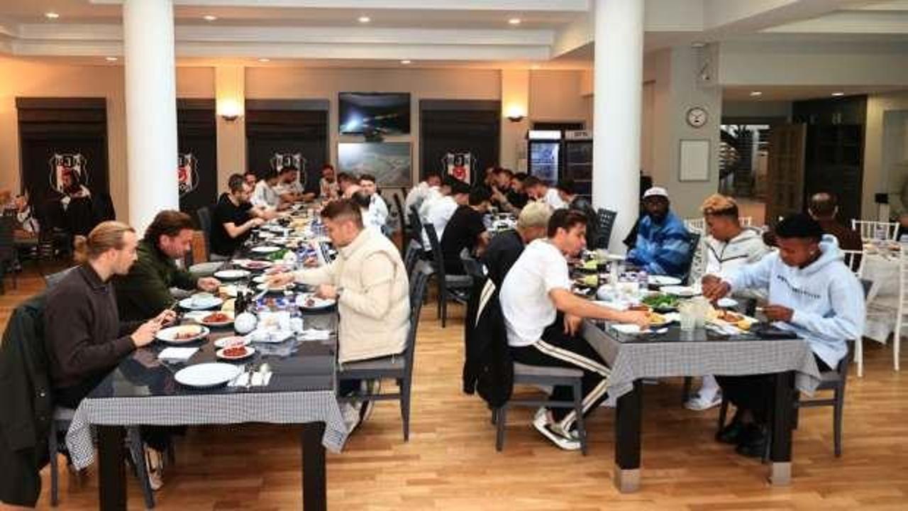 Beşiktaş Futbol Takımı'nda bayramlaşma töreni yapıldı