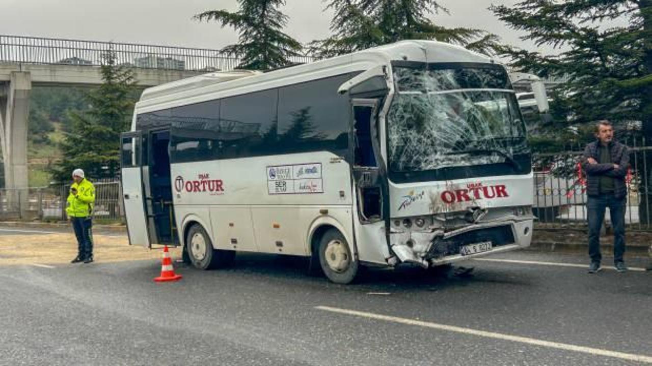 İş&ccedil;i servisleri &ccedil;arpıştı: &Ccedil;ok sayıda yaralı var!
