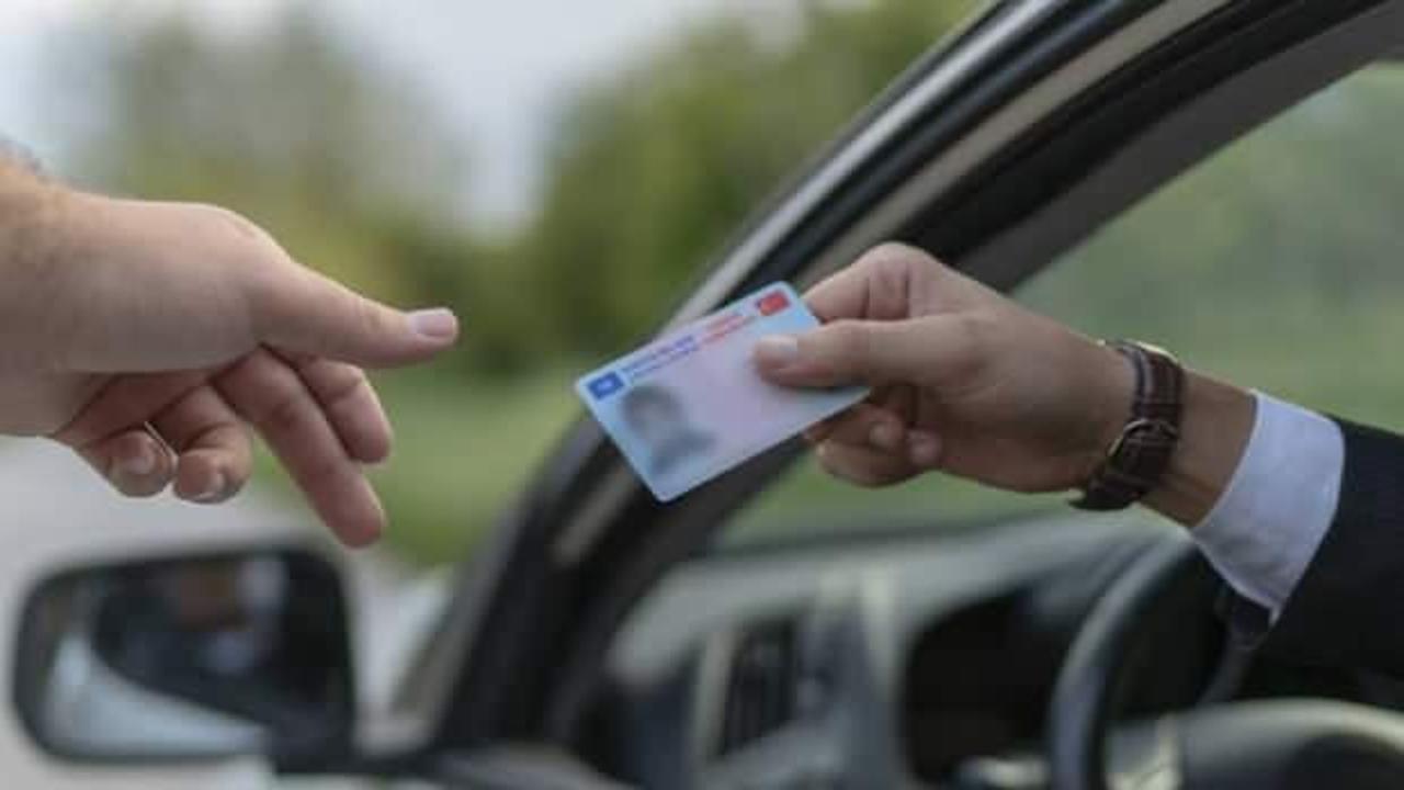 B sınıfı ehliyetle kullanılacak ara&ccedil;lar 2025! Beklenen karar sonunda &ccedil;ıktı