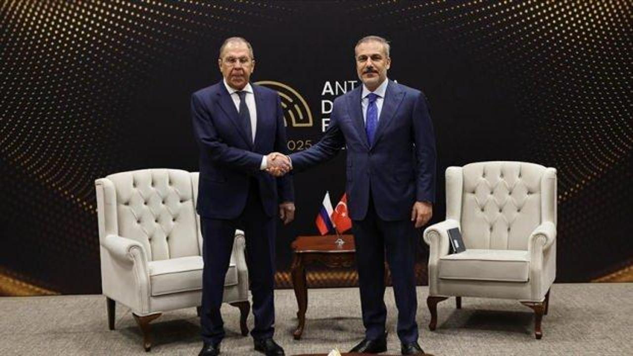 Bakan Fidan'dan peş peşe kritik g&ouml;r&uuml;şme!