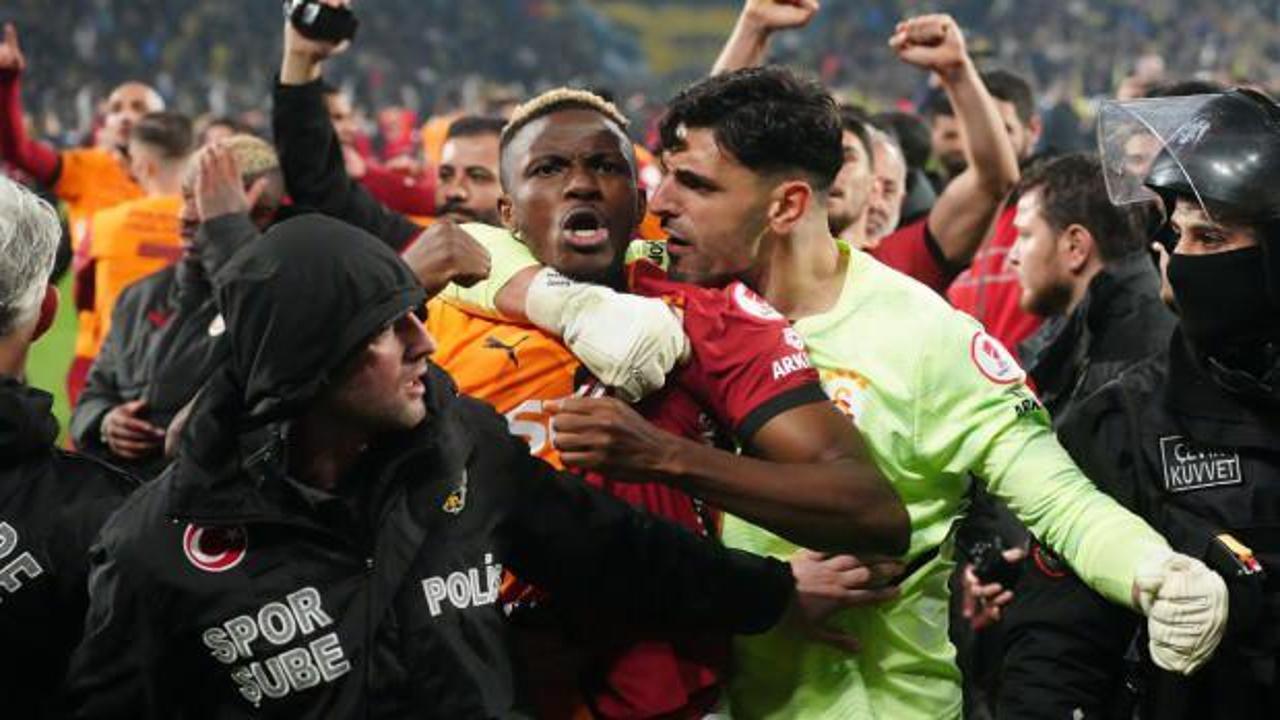 Derbide sahanın yıldızıydı: Galatasaray'dan yeni s&ouml;zleşmeyi kaptı