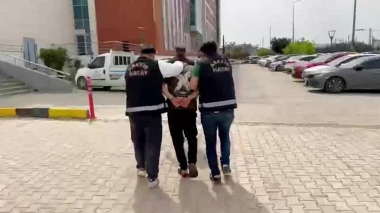 Hatay'da evlat dehşeti! Annesini &ouml;ld&uuml;rd&uuml;, ağabeyini arayarak başsağlığı diledi 