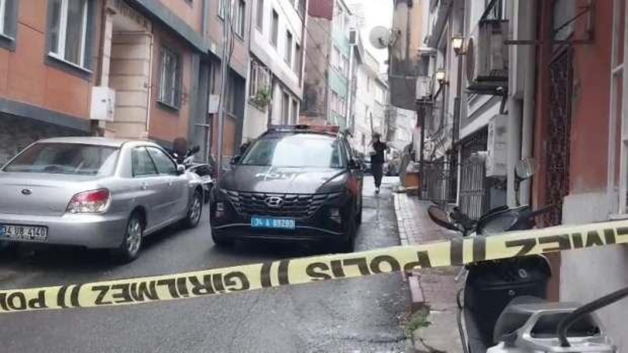 Şişli'de silahlı saldırı: Hamile kadınla yanındaki şahsı &ouml;ld&uuml;rd&uuml;ler
