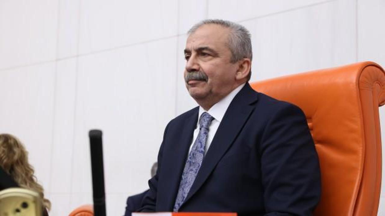 Ambulans Sırrı Süreyya Önder'e 7 dakikada ulaşmış!