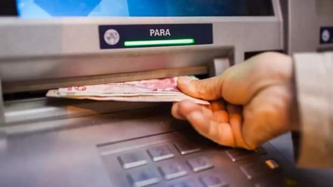 ATM&rsquo;lerde yeni d&ouml;nem: G&uuml;nl&uuml;k para &ccedil;ekme limitleri değişti