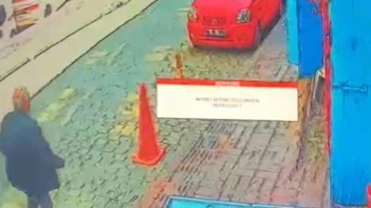 Beyoğlu'nda yolda yürürken aniden yere yığılıp, hayatını kaybetti!