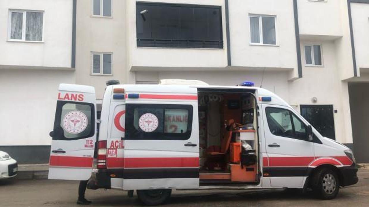 Elazığ'da bir garip olay: Evin tavanı çöktü, 1 kişi yaralandı!