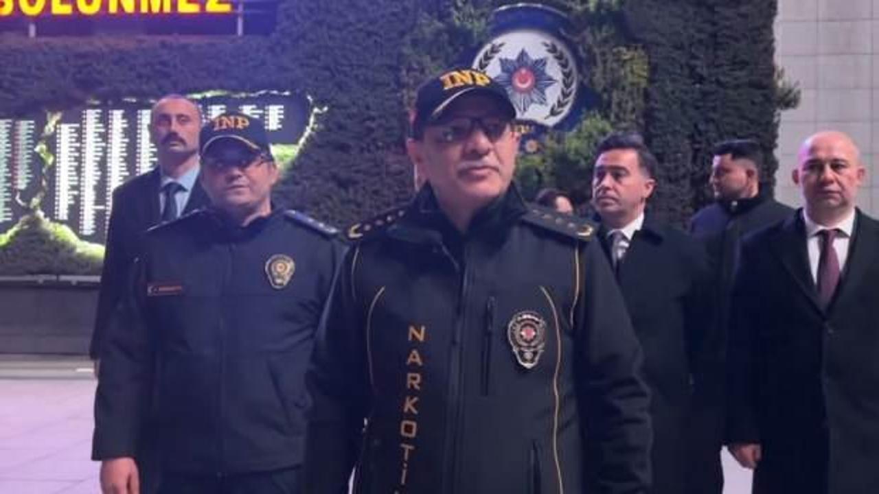 Emniyet'ten tarihi başarı! İngilizce seslenerek duyurdu