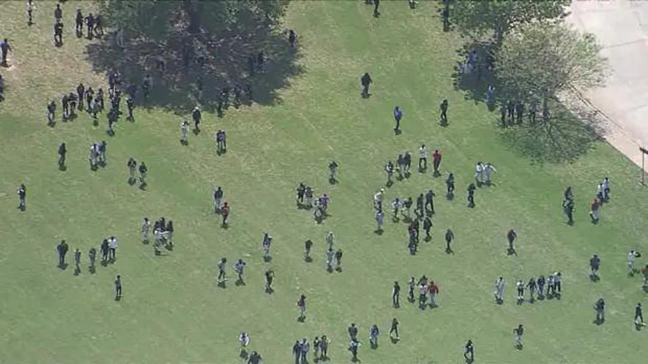 Lisede dehşet yaşandı... Silahlı saldırı sonrası 4 yaralı!