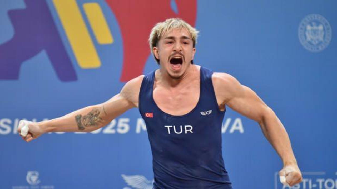 Milli halterci rekor kırarak Avrupa şampiyonu oldu
