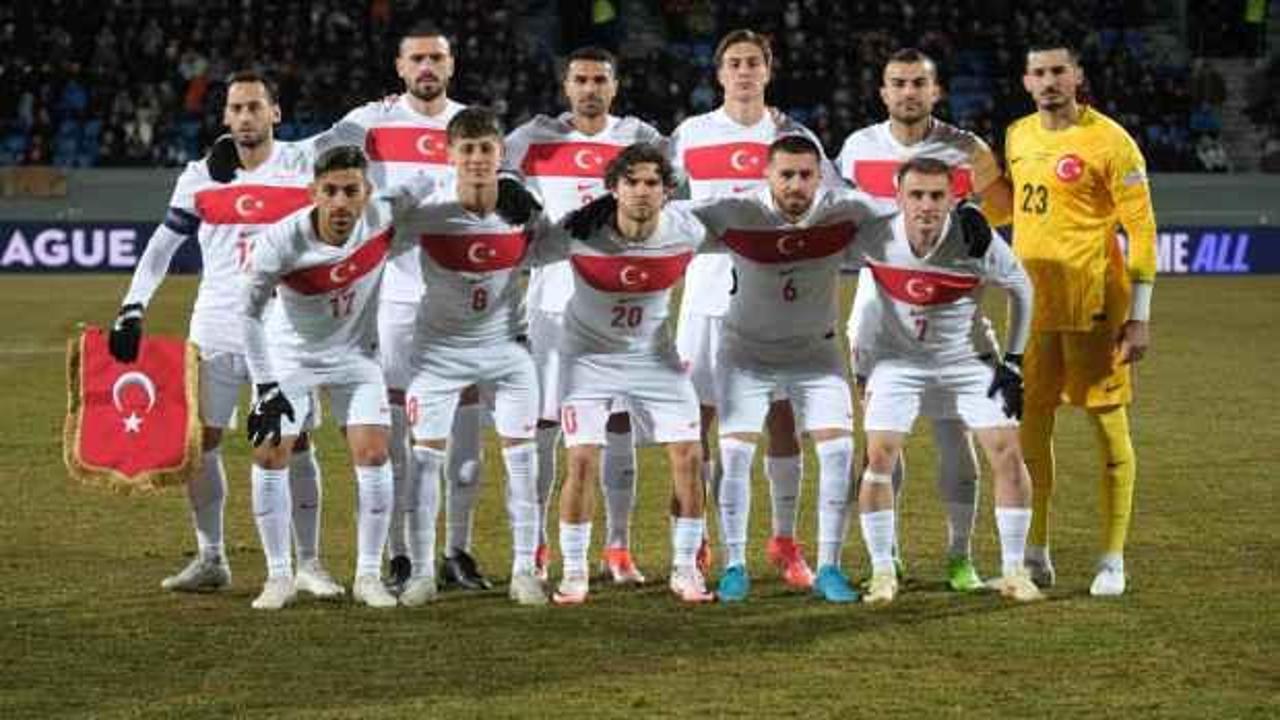 S&uuml;rpriz transfer! Milli futbolcumuz Premier Lig yolcusu